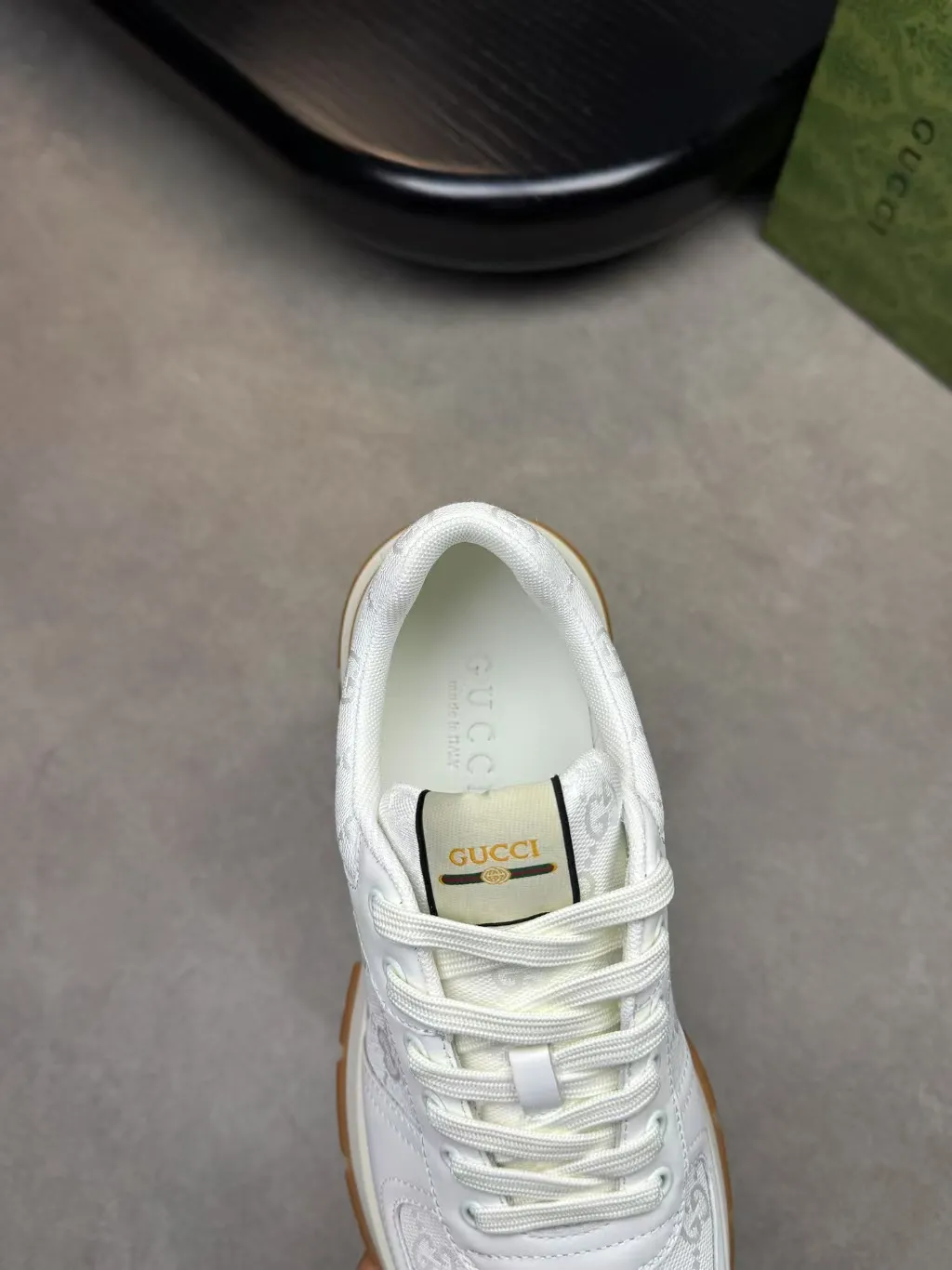 Factory price: 460💰Gucci new men's shoes GUCCI [Lightning] latest shoes are shipped. Original quality, fashionable, made of special materials, sheepskin lining, brand new packaging. The foot feels super comfortable and the workmanship is impeccable. Size: 38-45, Dingyi 45